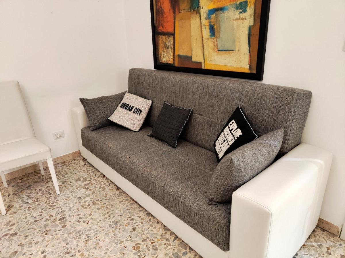 Sergio Tourist Rental Close Tiburtina Station Rome Buitenkant foto