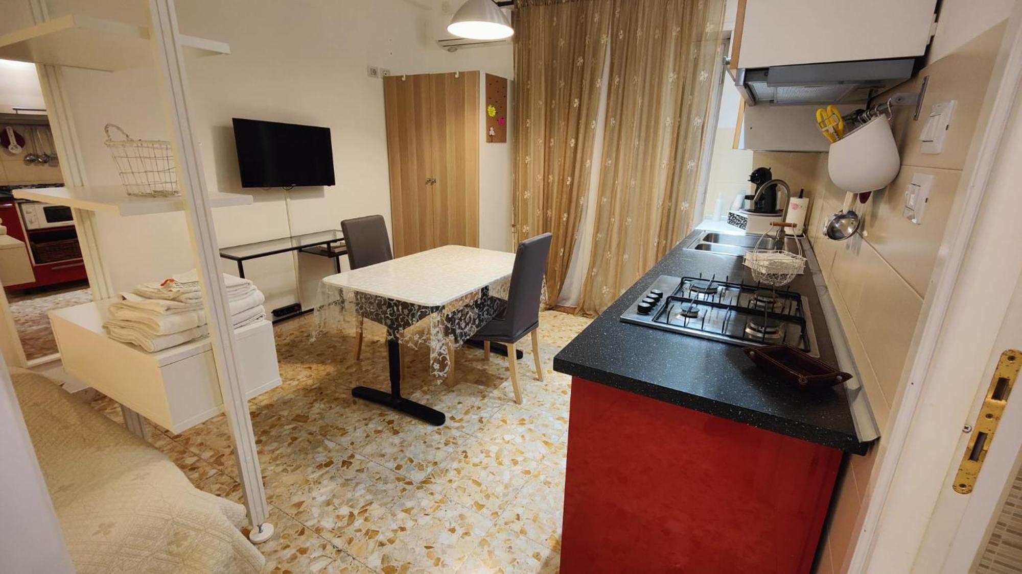 Sergio Tourist Rental Close Tiburtina Station Rome Buitenkant foto
