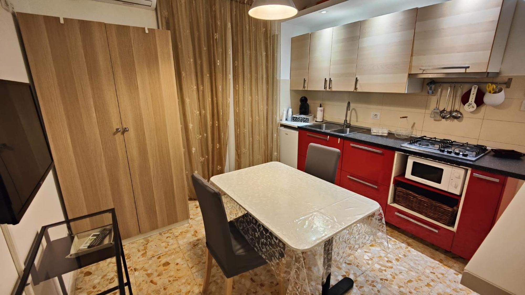 Sergio Tourist Rental Close Tiburtina Station Rome Buitenkant foto